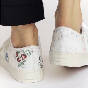Reformation NEW WITH BOX Hazel Canvas Sneaker